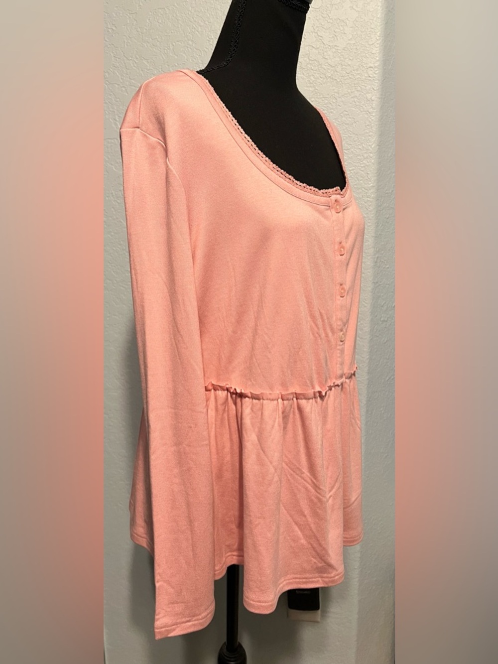 Roschico Soft Pink Half Button-Front Long Sleeve Top NWT - Picture 4 of 6